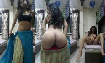 Saree showing sexy girl | bold scene